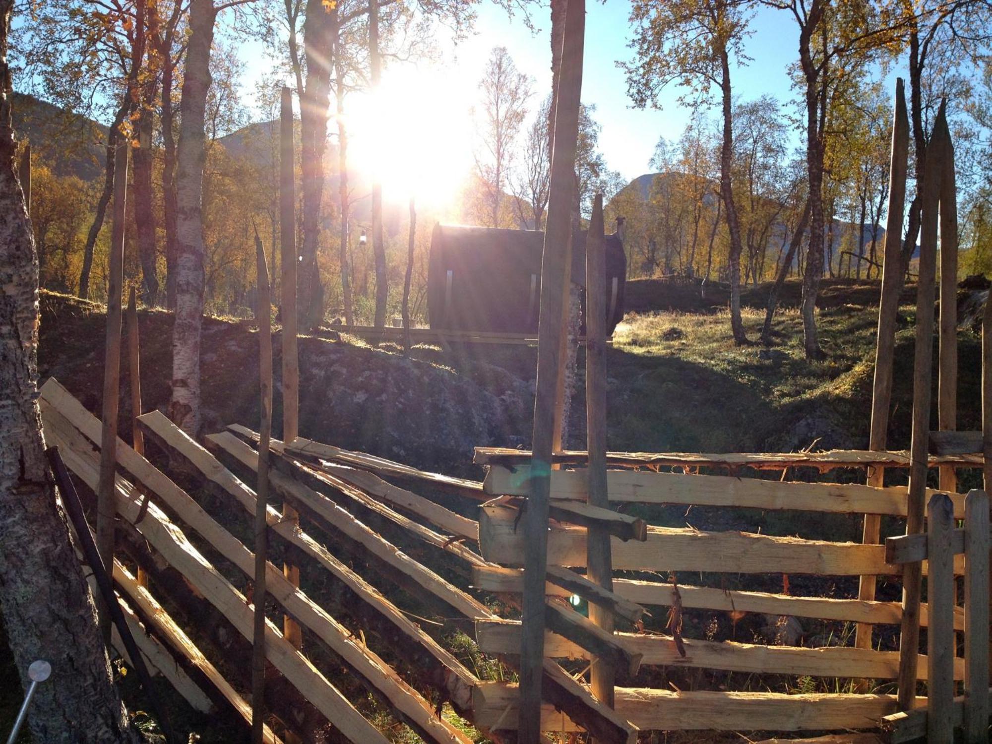 Bardu Huskylodge Екстер'єр фото